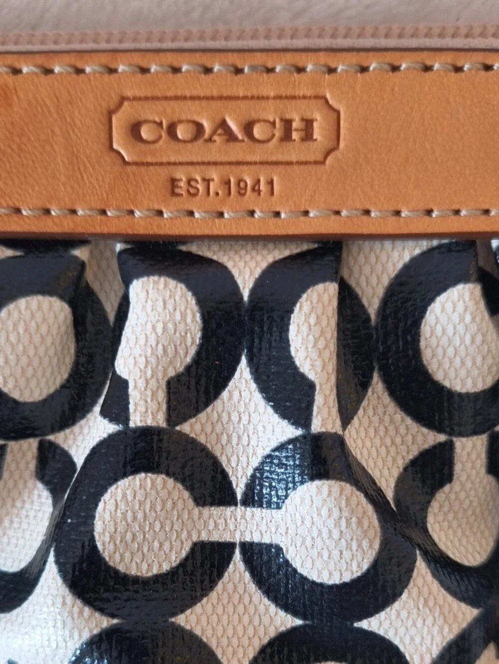 Coach wristlet signature